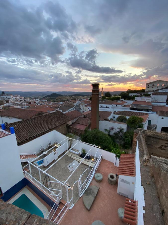 Hotel Rural La Posada De Las Cigueenas Jerez De Los Caballeros Eksteriør bilde