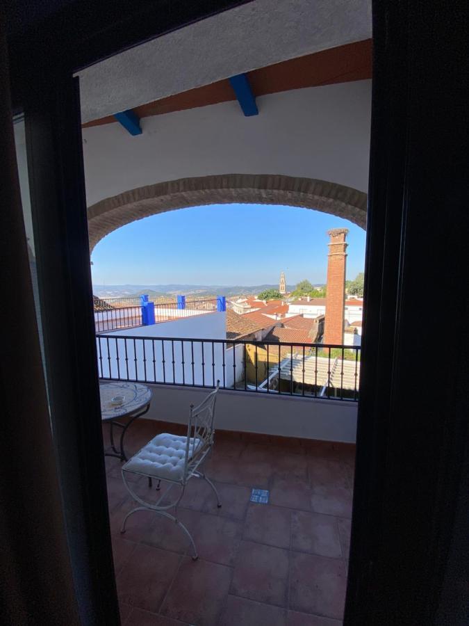 Hotel Rural La Posada De Las Cigueenas Jerez De Los Caballeros Eksteriør bilde