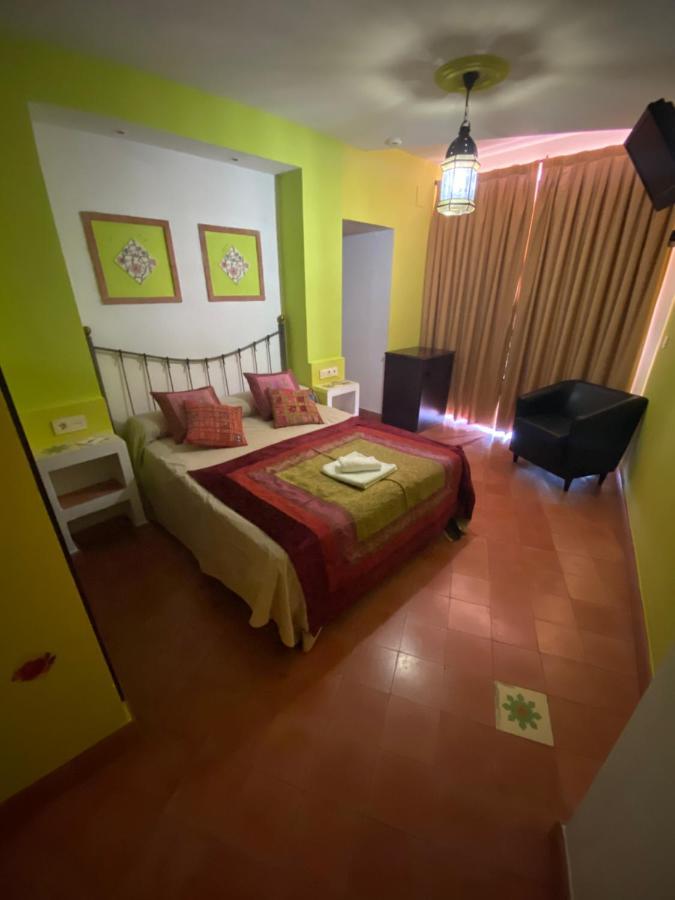 Hotel Rural La Posada De Las Cigueenas Jerez De Los Caballeros Eksteriør bilde