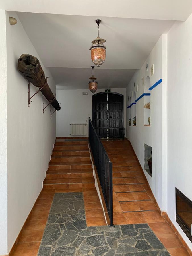 Hotel Rural La Posada De Las Cigueenas Jerez De Los Caballeros Eksteriør bilde