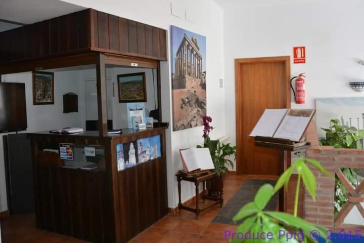 Hotel Rural La Posada De Las Cigueenas Jerez De Los Caballeros Eksteriør bilde