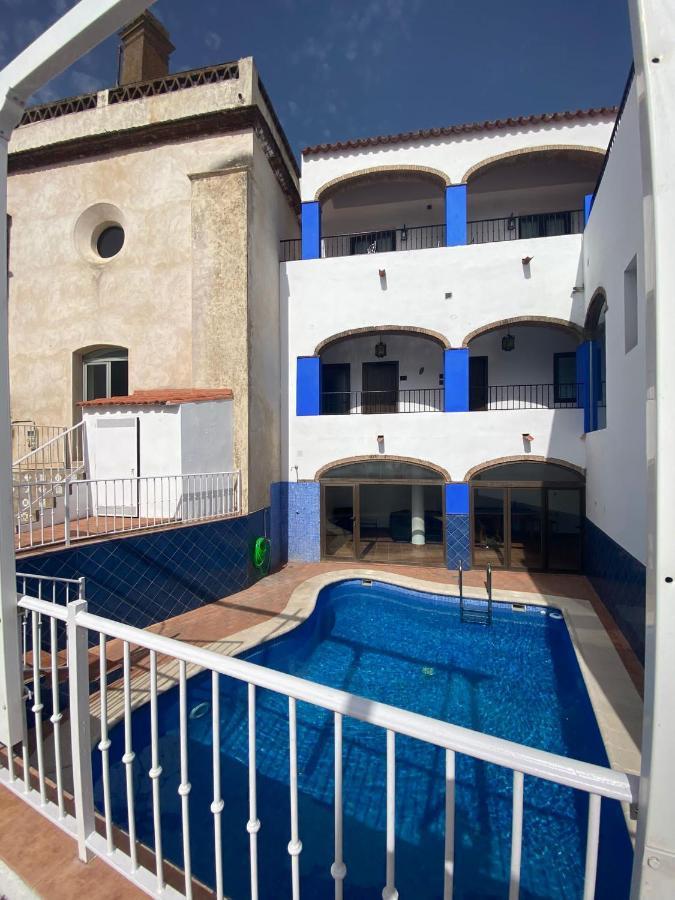 Hotel Rural La Posada De Las Cigueenas Jerez De Los Caballeros Eksteriør bilde