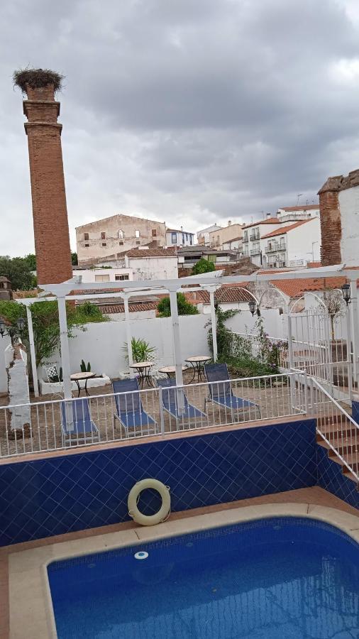Hotel Rural La Posada De Las Cigueenas Jerez De Los Caballeros Eksteriør bilde