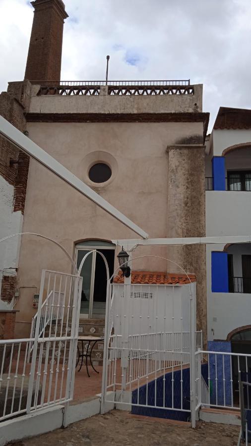 Hotel Rural La Posada De Las Cigueenas Jerez De Los Caballeros Eksteriør bilde