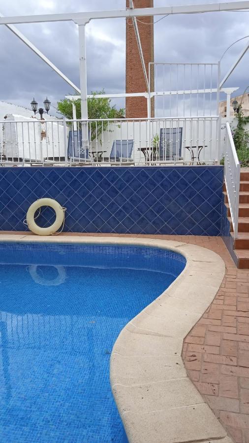 Hotel Rural La Posada De Las Cigueenas Jerez De Los Caballeros Eksteriør bilde