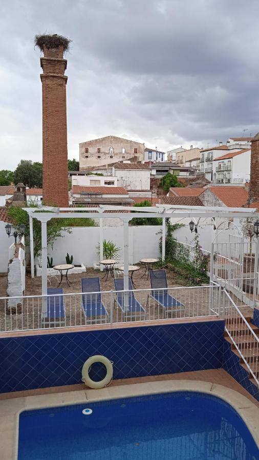 Hotel Rural La Posada De Las Cigueenas Jerez De Los Caballeros Eksteriør bilde