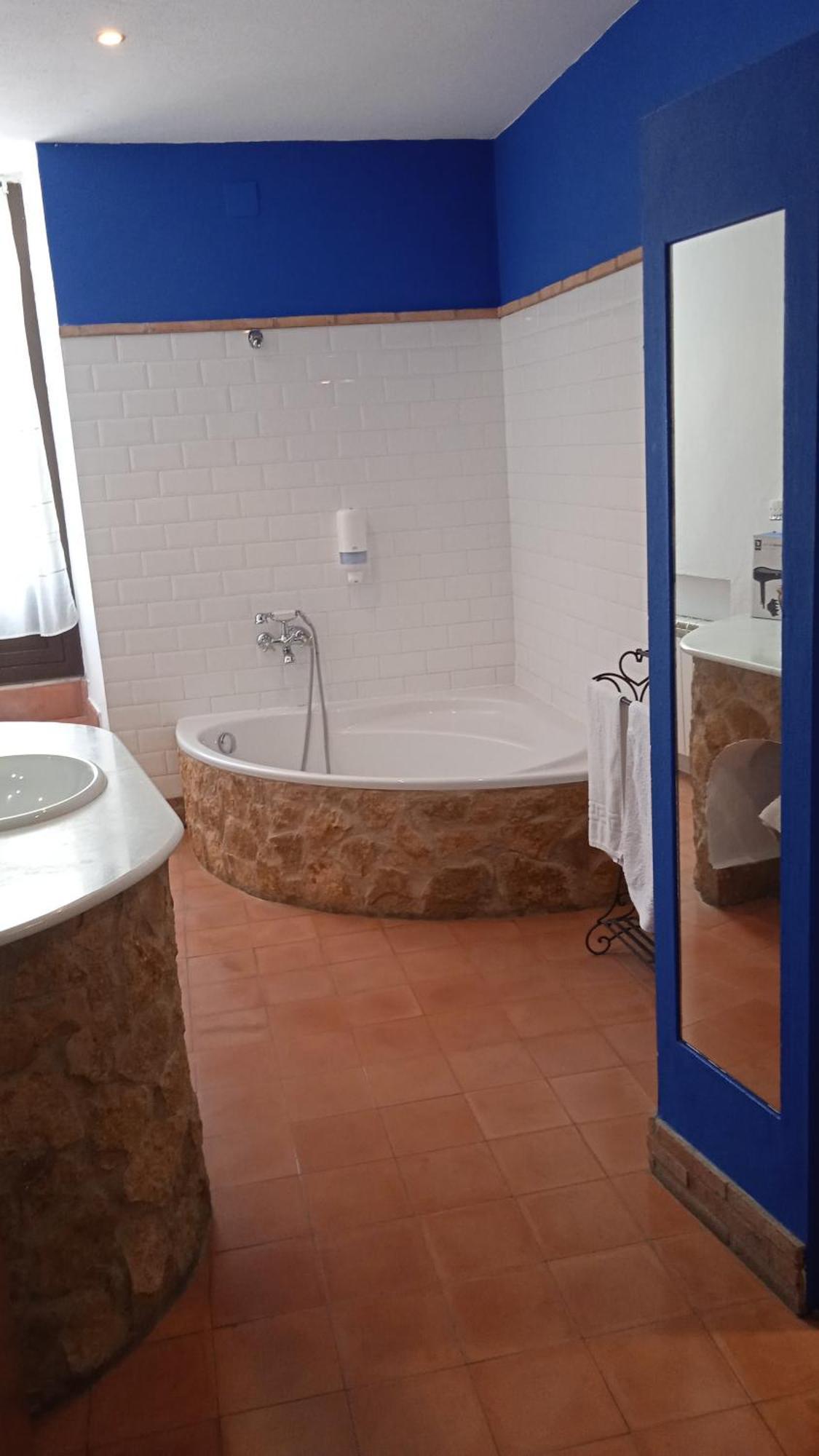 Hotel Rural La Posada De Las Cigueenas Jerez De Los Caballeros Eksteriør bilde