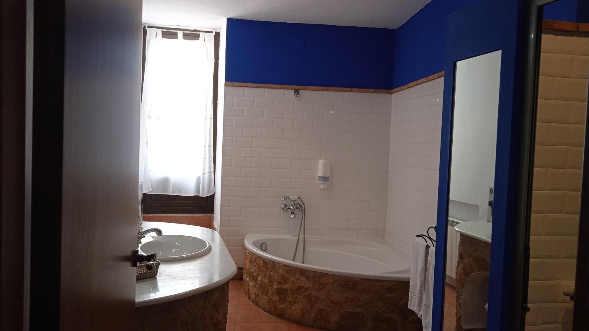 Hotel Rural La Posada De Las Cigueenas Jerez De Los Caballeros Eksteriør bilde