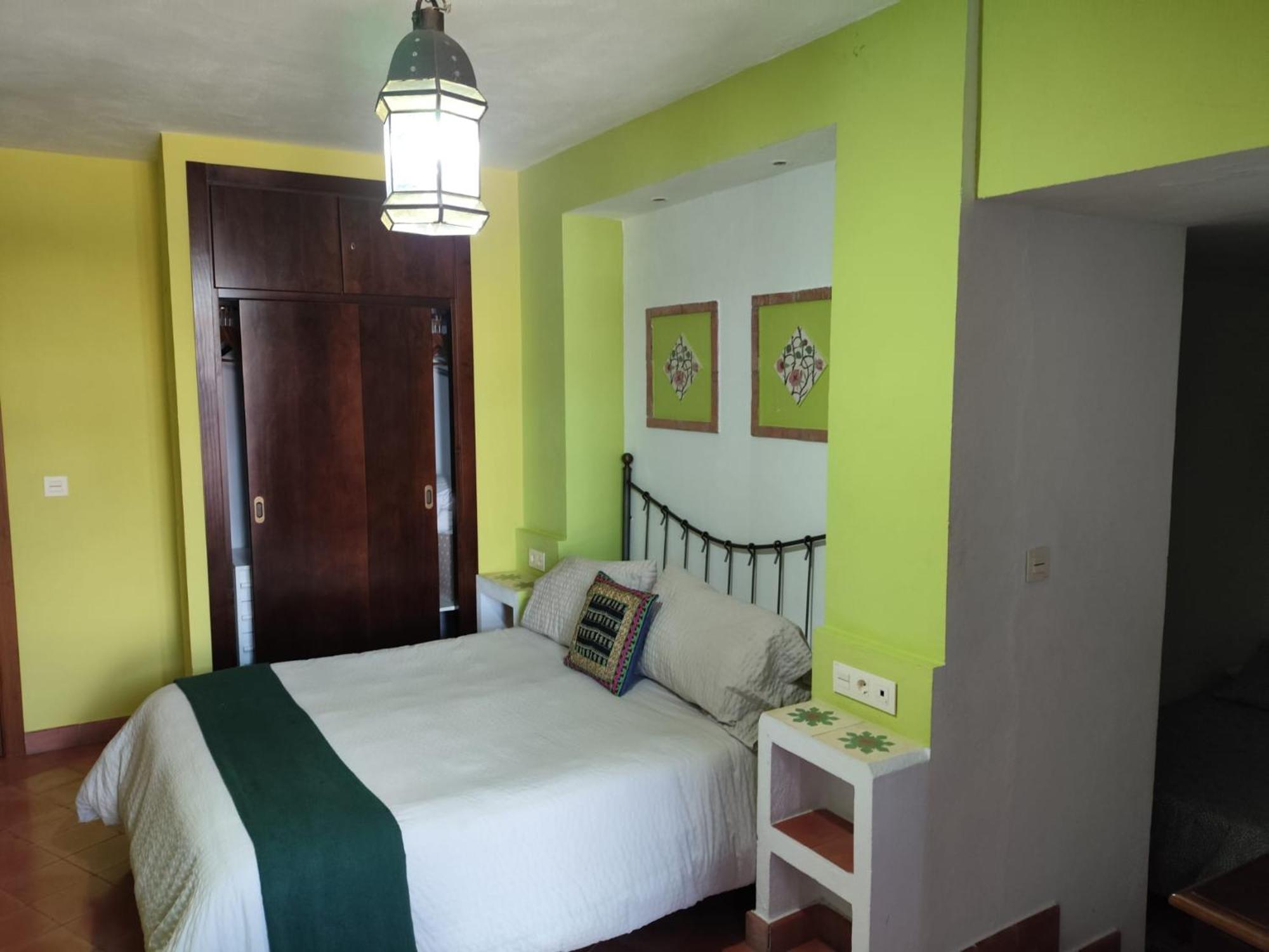 Hotel Rural La Posada De Las Cigueenas Jerez De Los Caballeros Eksteriør bilde
