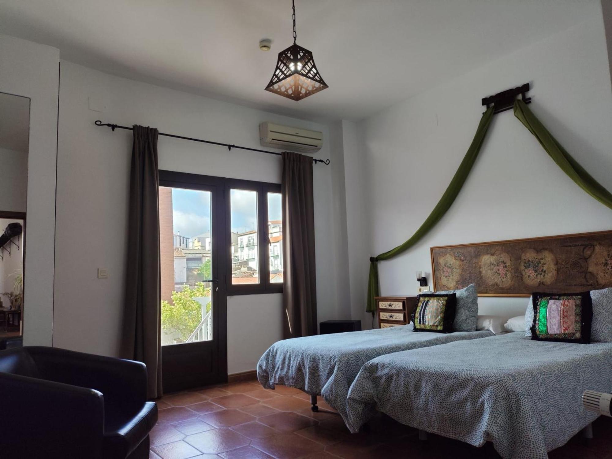 Hotel Rural La Posada De Las Cigueenas Jerez De Los Caballeros Eksteriør bilde